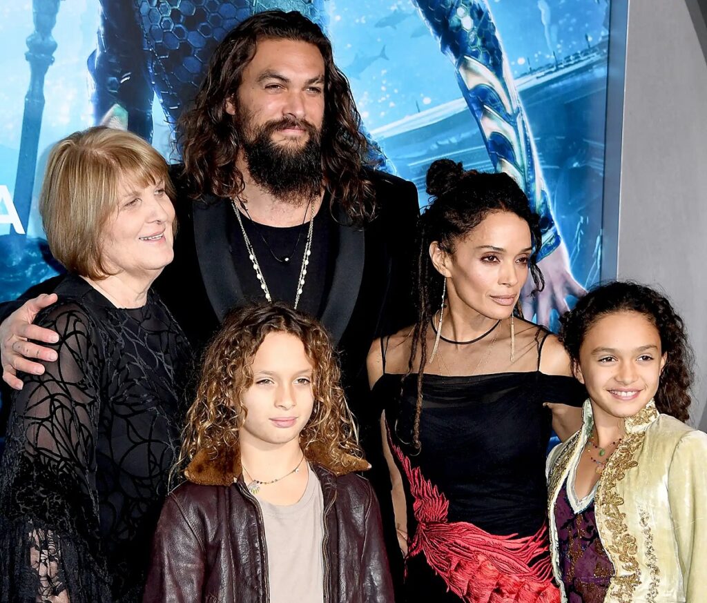 lola iolani momoa age