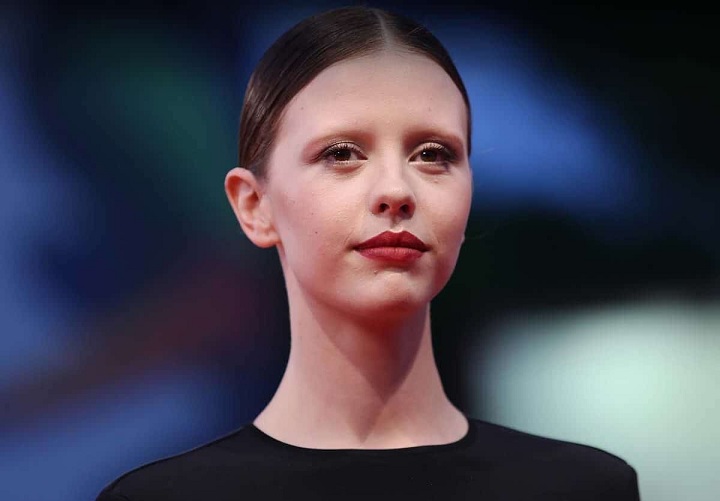 mia goth age