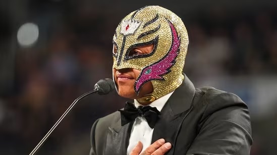 rey mysterio age